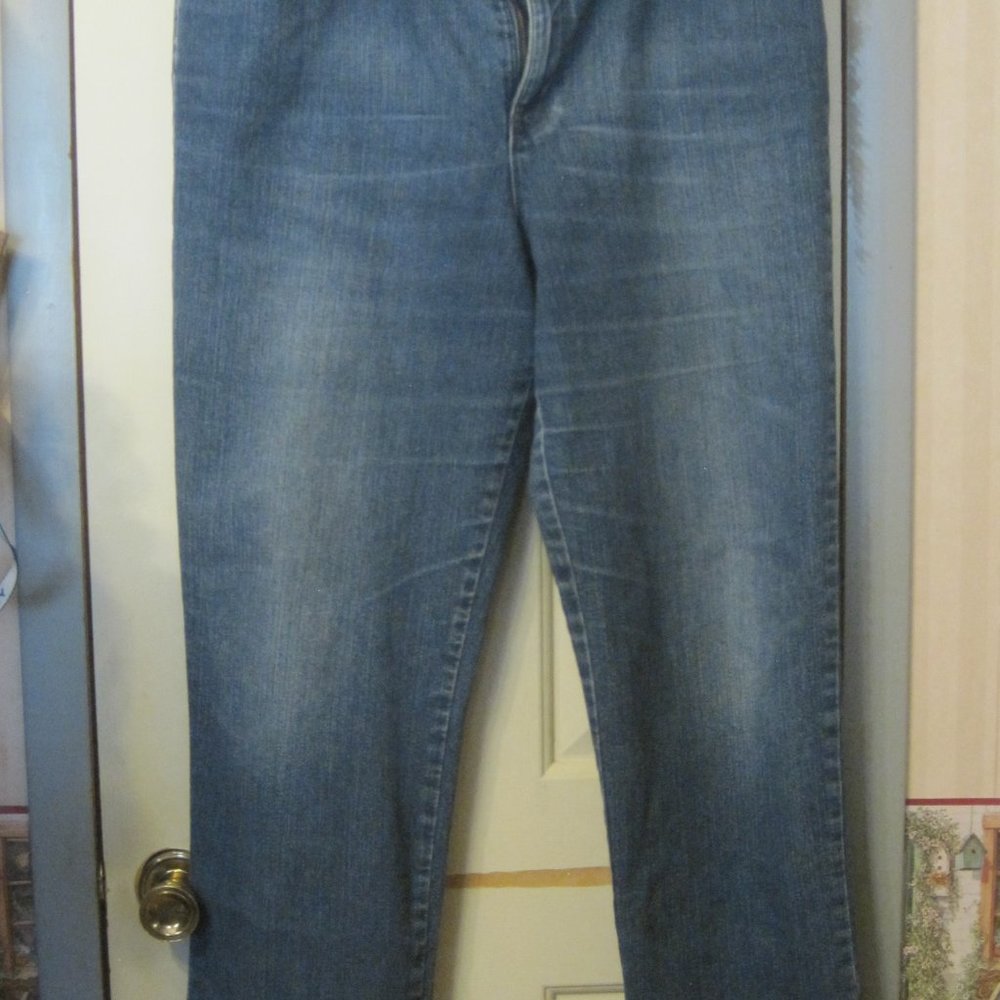 Gloria Vanderbilt Amanda Jeans Size 18